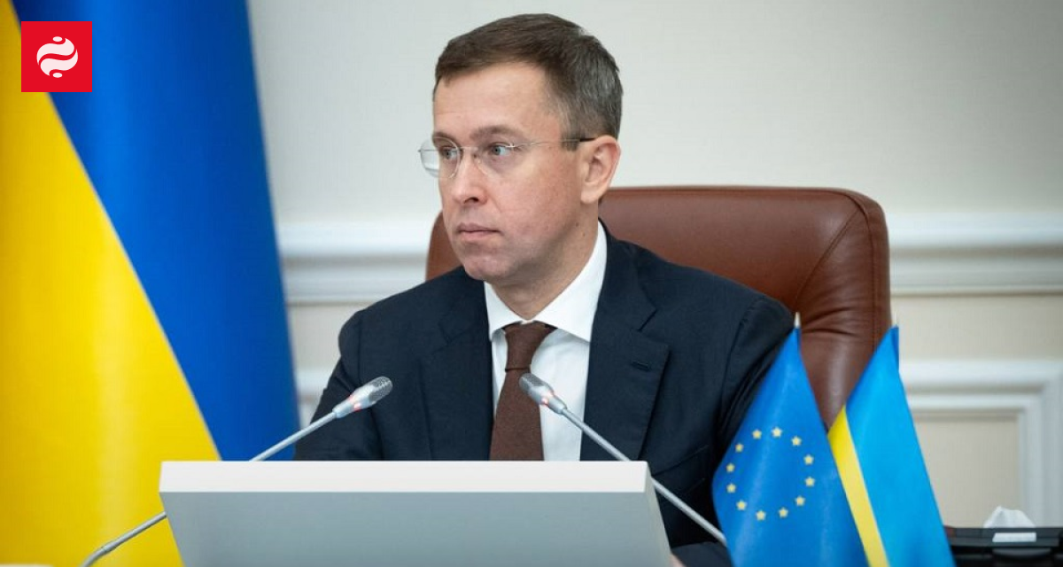 Откуда возьмут деньги на зарплаты военным и не только: Корецкий рассказал о "жесткой экономии"